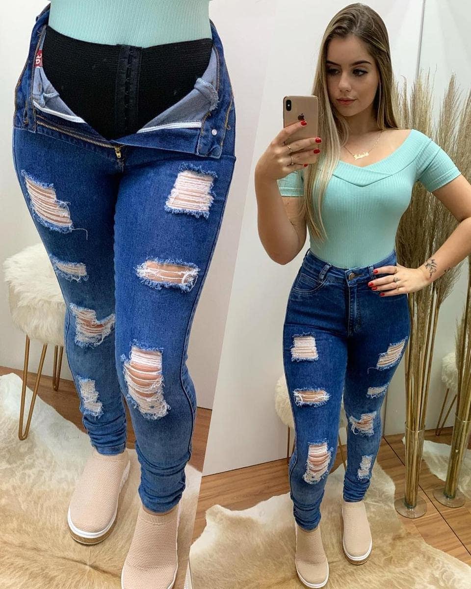 Calça Cropped Plus Size Modeladora Jeans