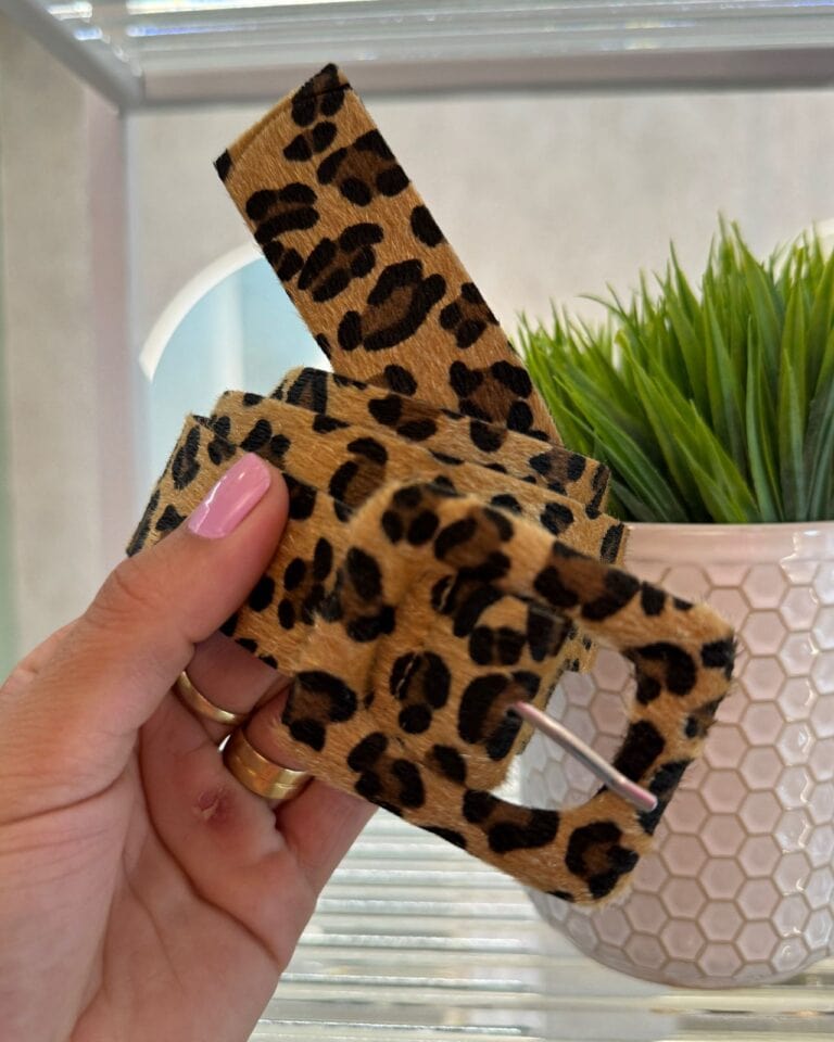 Óculos dassi preto largo (cópia)