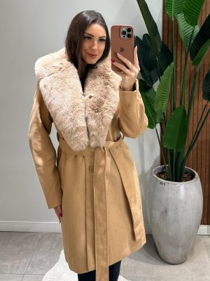 casaco tedy liz branco