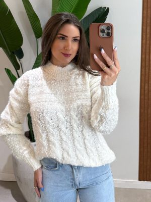 blusa de pelinho monica branco (cópia)